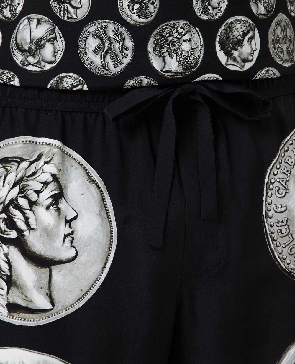 Шелковые шорты (костюм) Dolce&Gabbana GV37AT-HI1LJ, черный цвет • Купить в интернет-магазине Kameron