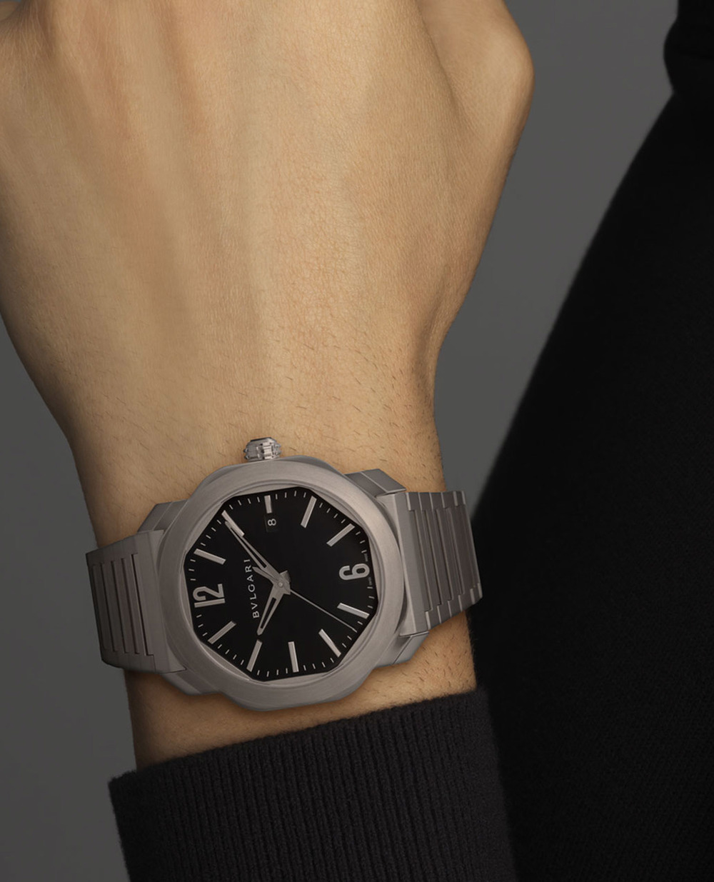 Часы Octo Roma Orologio Bulgari 102704, черный цвет • Купить в интернет-магазине Kameron