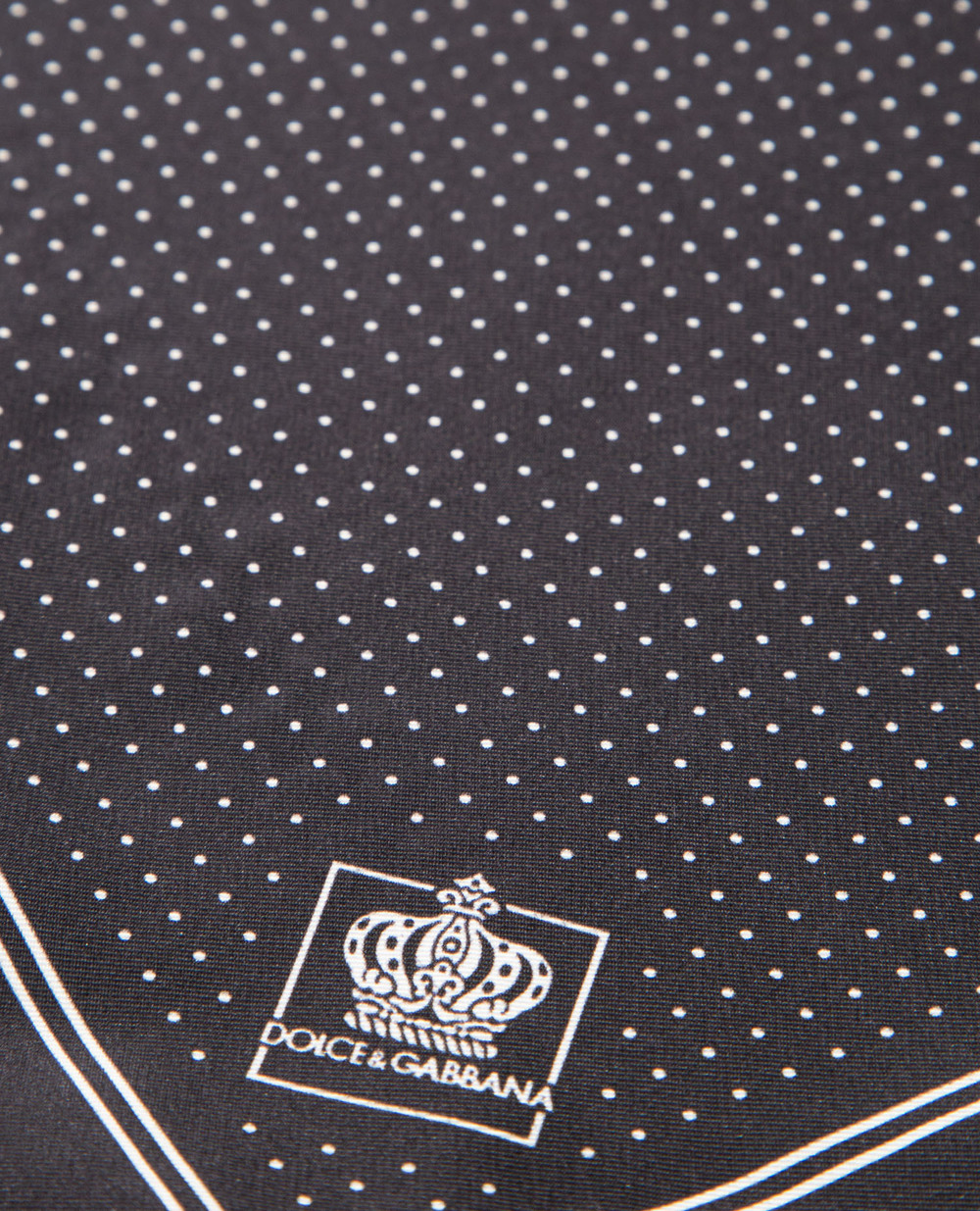 Шелковый платок Dolce&Gabbana GR412E-G0X43, черный цвет • Купить в интернет-магазине Kameron
