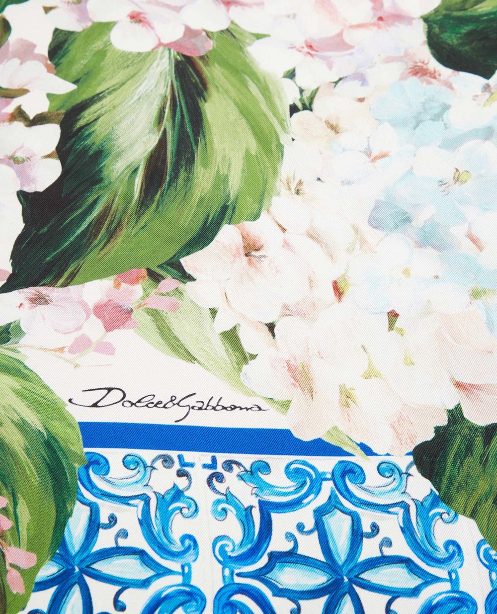 Шелковый платок Dolce&Gabbana FN092R-G0TFW, разноцветный цвет • Купить в интернет-магазине Kameron