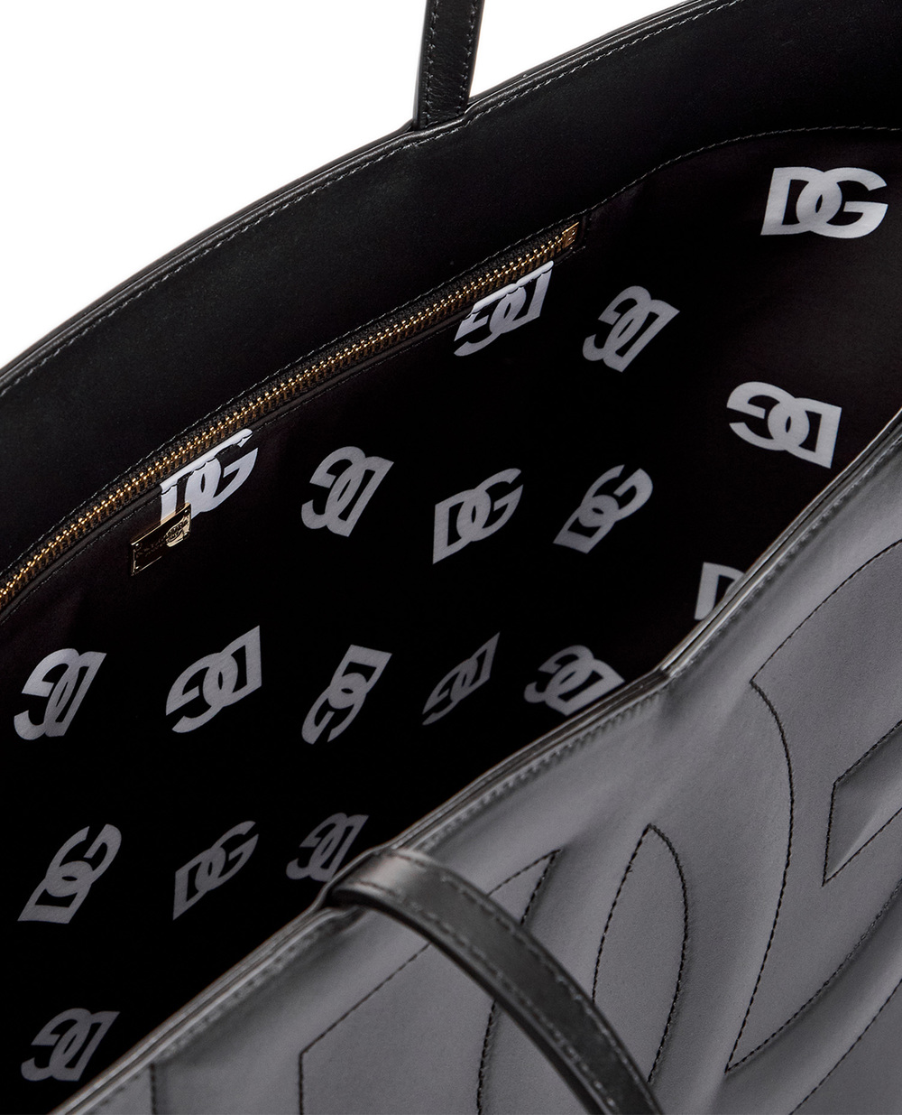 Шкіряна сумка DG Logo Medium Dolce&Gabbana BB7338-AW576, чорний колір • Купити в інтернет-магазині Kameron