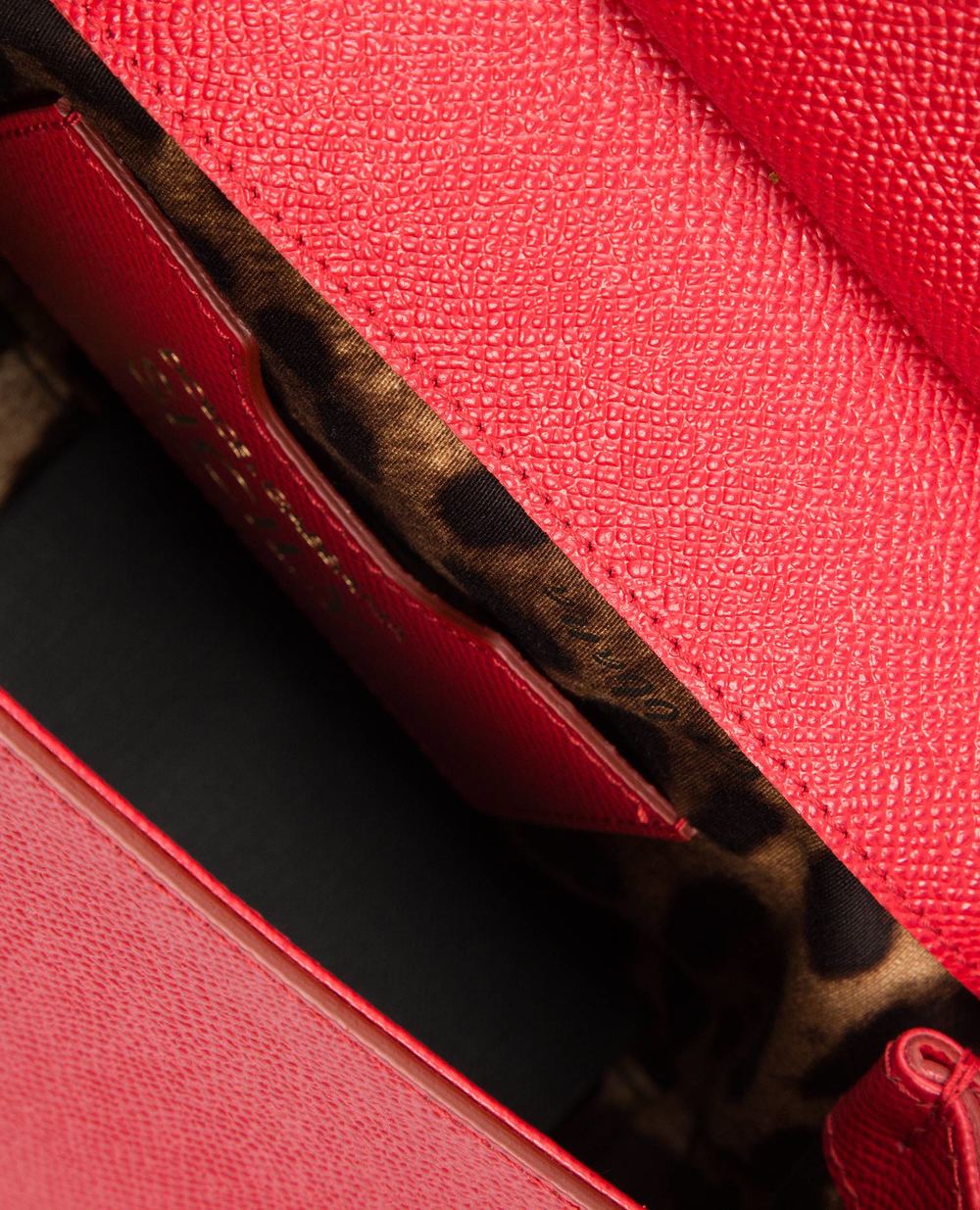 Кожаная сумка Sicily Medium Dolce&Gabbana BB6003-A1001, красный цвет • Купить в интернет-магазине Kameron